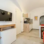 Nel Cuore Di - Siti Unesco-la Meridiana House Apartament